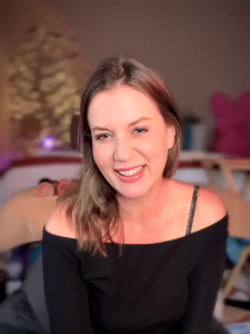 Watch MaiseKnox recorded live streams from Stripchat on 2025/08/13, Cam Archive