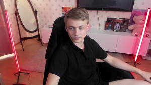 Watch ermak_reborn recorded live streams from Chaturbate on 2025/08/13, Cam Archive