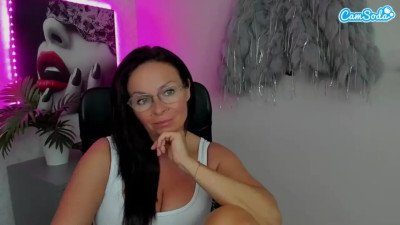 Watch glamhelen recorded live streams from Camsoda on 2025/08/14, Cam Archive