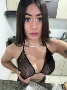 Watch _MadiLee_ recorded live streams from Stripchat on 2025/08/17, Cam Archive