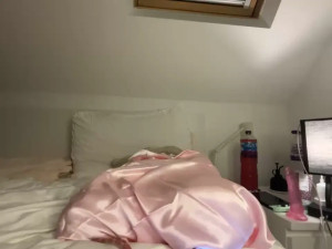 Watch pinkieluxxprivee recorded live streams from Stripchat on 2025/08/19, Cam Archive