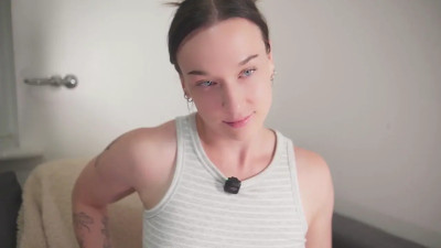 Watch foxfilms recorded live streams from Chaturbate on 2025/08/22, Cam Archive