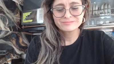 Watch linda-mature43 recorded live streams from Stripchat on 2025/08/26, Cam Archive