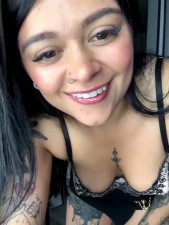 Watch Saray_charmante recorded live streams from Stripchat on 2025/08/31, Cam Archive