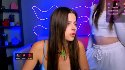 Watch berry-alma recorded live streams from Chaturbate on 2025/08/30, Cam Archive