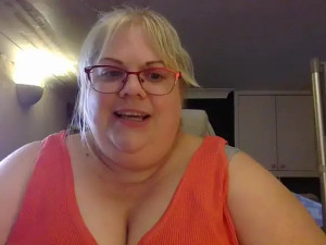 Watch Kinkyhousewife83 recorded live streams from Stripchat on 2025/08/30, Cam Archive
