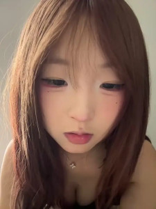 Watch lelebaybay888 recorded live streams from Stripchat on 2025/08/30, Cam Archive