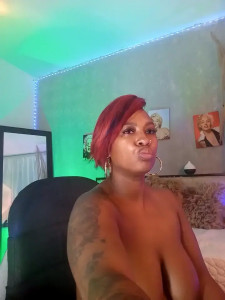 Watch nahiarapalmer19 recorded live streams from Stripchat on 2025/09/07, Cam Archive
