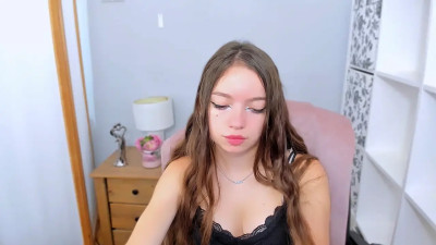 Watch GraceLips recorded live streams from Stripchat on 2025/09/10, Cam Archive