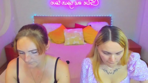 Watch MagicEyess recorded live streams from Stripchat on 2025/09/15, Cam Archive