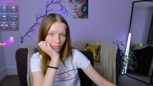 Watch khloebeauty recorded live streams from Stripchat on 2025/09/16, Cam Archive