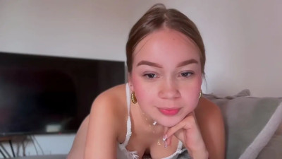 Watch missameliah_ recorded live streams from Chaturbate on 2025/09/17, Cam Archive