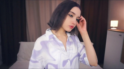 Watch KelleLillie recorded live streams from Stripchat on 2025/09/18, Cam Archive