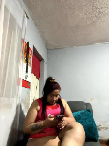 Watch kelly_greys recorded live streams from Stripchat on 2025/09/22, Cam Archive