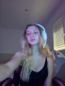 Watch katyydel6 recorded live streams from Stripchat on 2025/09/23, Cam Archive