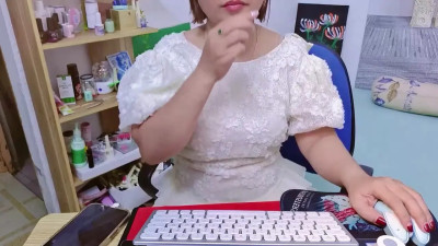 Watch MichiLovely recorded live streams from Stripchat on 2025/09/29, Cam Archive