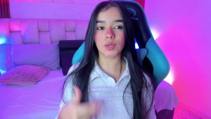 Watch SophiaWylde recorded live streams from Stripchat on 2025/09/29, Cam Archive