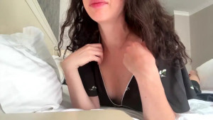 Watch forbiddennvelvet recorded live streams from Chaturbate on 2025/09/27, Cam Archive