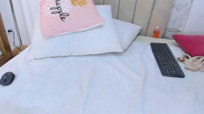 Watch ailyn_vera recorded live streams from Chaturbate on 2025/09/30, Cam Archive