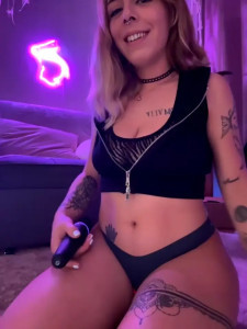 Watch Mia_Railey recorded live streams from Stripchat on 2025/10/02, Cam Archive