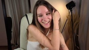 Watch clare_ff recorded live streams from Chaturbate on 2025/10/04, Cam Archive