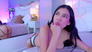 Watch julie_bennet recorded live streams from Stripchat on 2025/10/06, Cam Archive