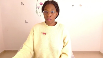 Watch Nahomy_gree recorded live streams from Stripchat on 2025/10/11, Cam Archive