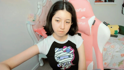 Watch cherrymafer666 recorded live streams from Chaturbate on 2025/10/13, Cam Archive