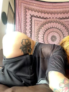 Watch Val__ recorded live streams from Stripchat on 2025/10/14, Cam Archive