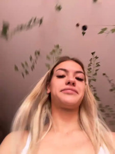 Watch -Sexy_Barbie- recorded live streams from Stripchat on 2025/10/16, Cam Archive