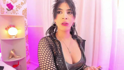Watch emaa_lambert recorded live streams from Stripchat on 2025/10/29, Cam Archive