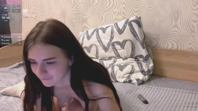 Watch loreeluben recorded live streams from Chaturbate on 2025/10/28, Cam Archive