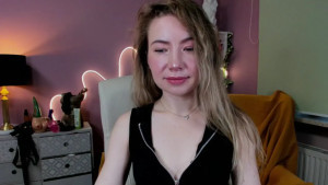 mia_luxx92