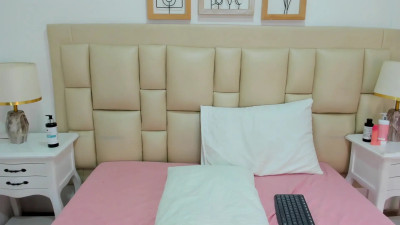 Watch skinnygirl_28 recorded live streams from Chaturbate on 2025/10/21, Cam Archive