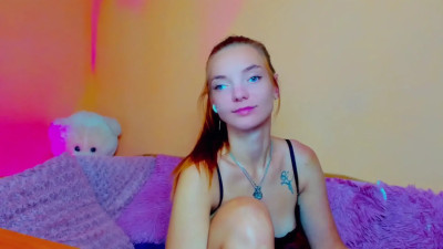 Watch shinelikea_diamond recorded live streams from Chaturbate on 2025/10/21, Cam Archive