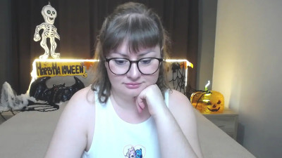 Watch zannadreil recorded live streams from Chaturbate on 2025/10/20, Cam Archive