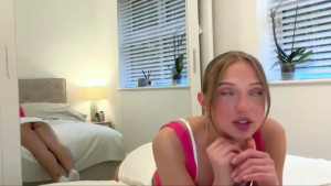 Watch rosebella_ recorded live streams from Chaturbate on 2025/10/20, Cam Archive