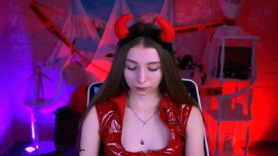 Watch juliedaniel recorded live streams from Chaturbate on 2025/10/30, Cam Archive