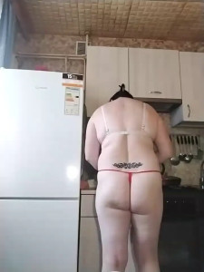 Holly-69