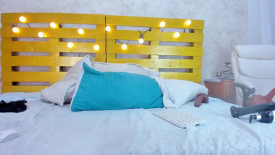 Watch luna_shea recorded live streams from Chaturbate on 2025/11/12, Cam Archive