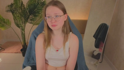 Watch SirenaBlessing recorded live streams from Stripchat on 2025/11/13, Cam Archive