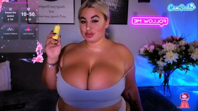 Watch caraharris69 recorded live streams from Camsoda on 2025/12/03, Cam Archive