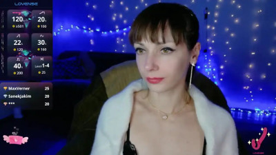 Watch weet_Lady_Selin recorded live streams from Stripchat on 2025/11/14, Cam Archive