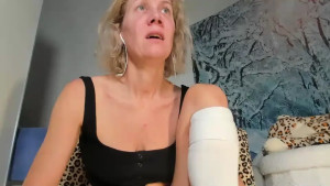 Watch Lola_Belgium recorded live streams from Chaturbate on 2025/11/27, Cam Archive