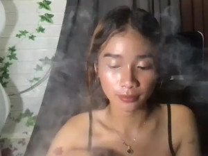 Watch Kimparaka recorded live streams from Stripchat on 2025/11/17, Cam Archive