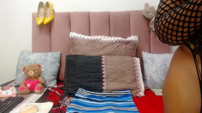 Watch RoundaAssx22 recorded live streams from Stripchat on 2025/11/25, Cam Archive