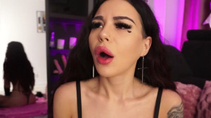 Watch naomyblackbarbie recorded live streams from Stripchat on 2025/11/18, Cam Archive