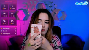 liana_kisses