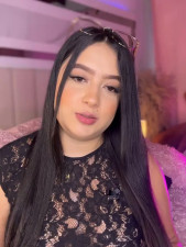 Watch Emiily_Moore1 recorded live streams from Stripchat on 2025/11/20, Cam Archive