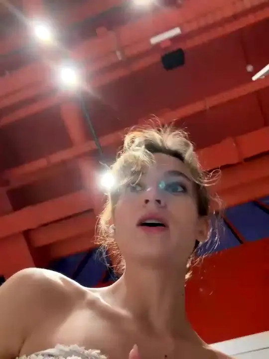 Watch -AngelAri- recorded live streams from Stripchat on 2026/04/08, Cam Archive